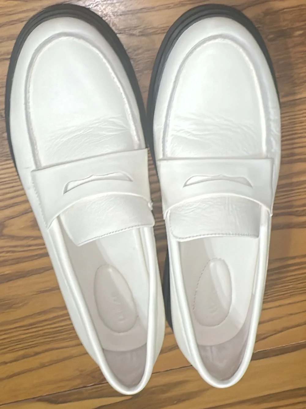 Quince Italian Leather Lug Sole Loafer (shoe23)